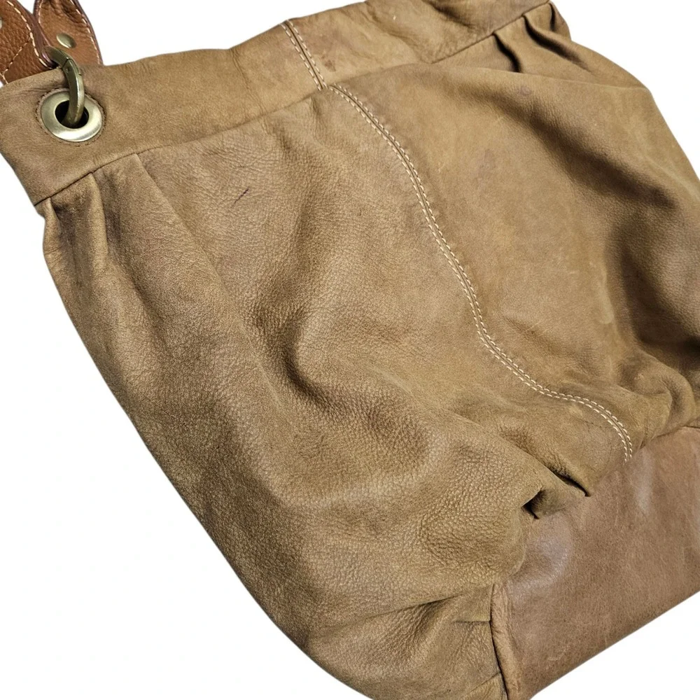 Coldwater Creek Genuine Leather‎ Hobo Shoulder Bag Distressed Tan Brown